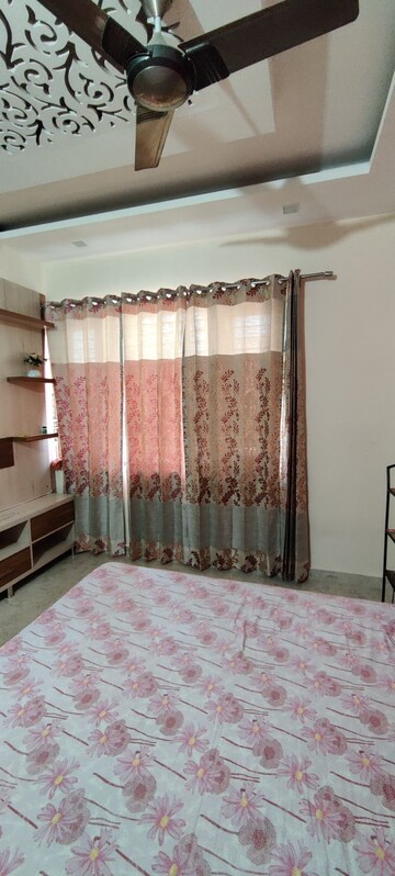 Bedroom in 2 BHK Builder Floor at Sushant Lok 2, Sector 57 – for Rent