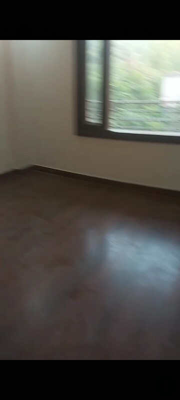 Room in 4 BHK Builder Floor at Palam Vihar Residents Association, Palam Vihar – for Rent