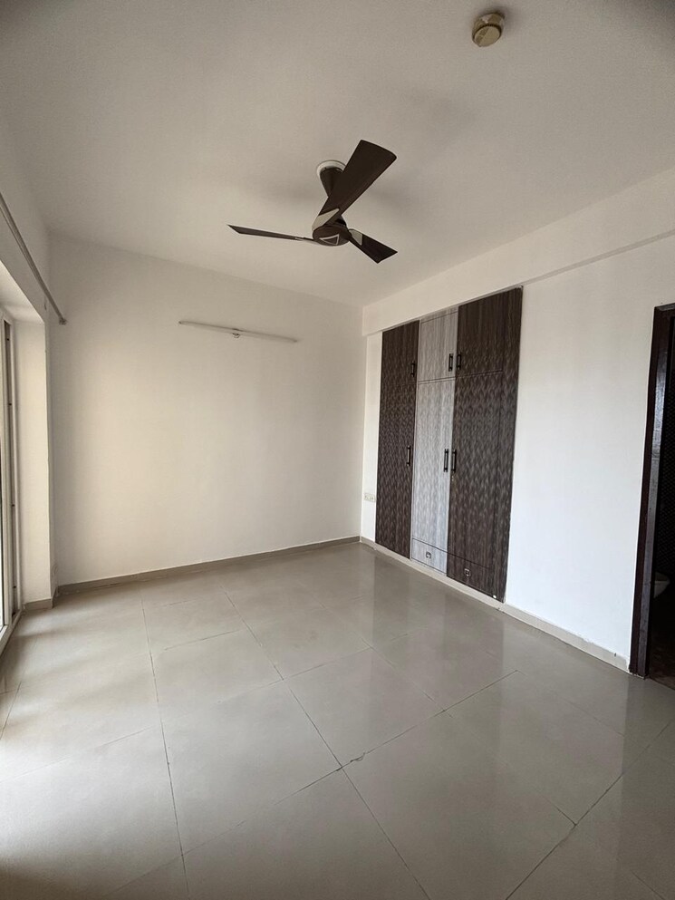 Room, gaurs-valerio 2 Bedroom 1085 Sq.Ft. Apartment In Ahinsa Khand 2 Ghaziabad 8997123