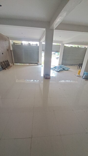 Team Area in  Shop at Kutchery Road – for Rent