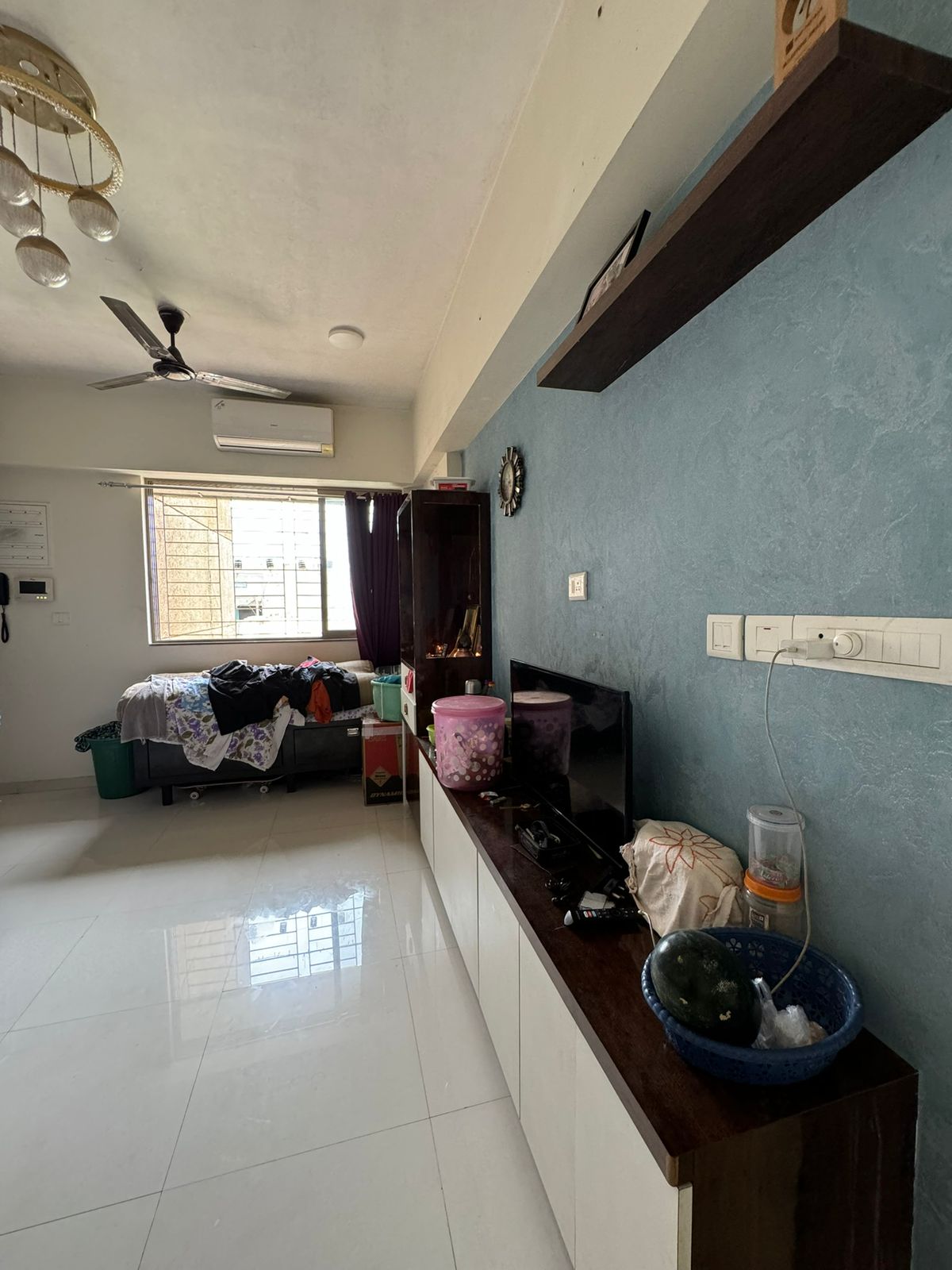 1.5 BHK + Extra Room Apartment For Rent in Lodha Splendora