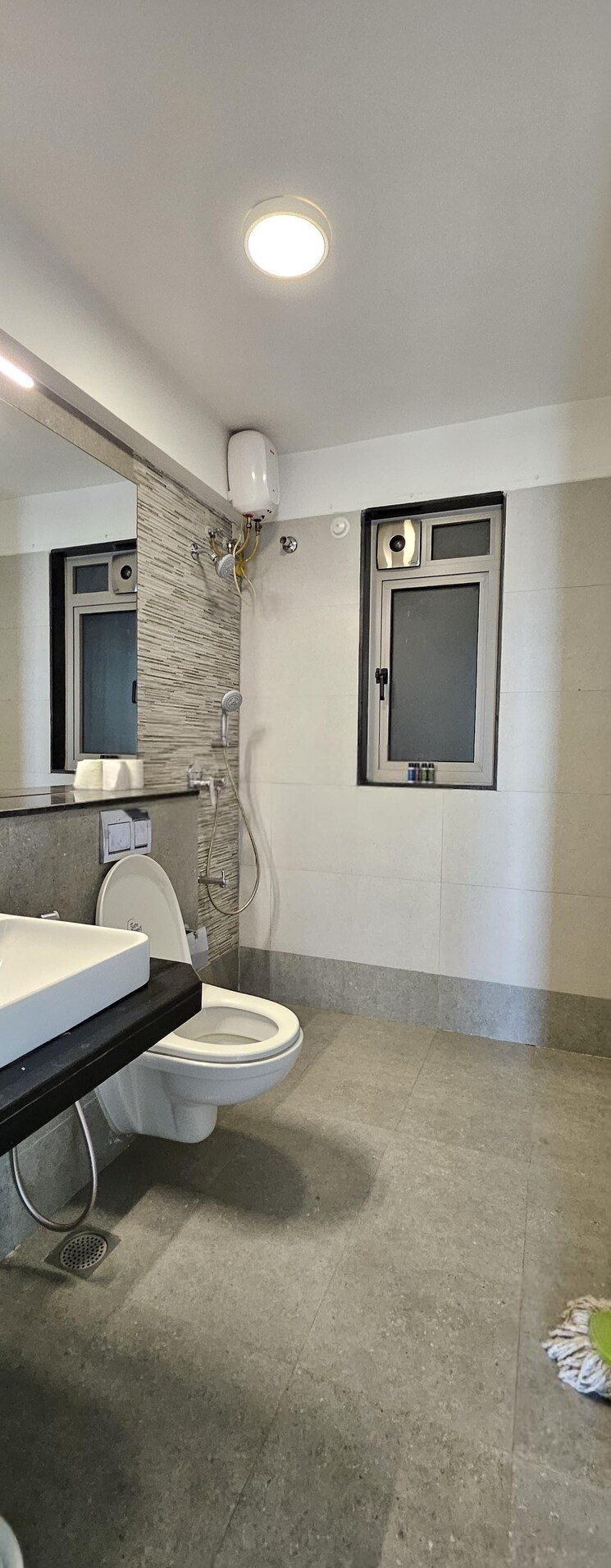 Bathroom, adani-western-heights-sky-apartments 3 Bedroom 1361 Sq.Ft. Apartment In Andheri West Mumbai 8997137