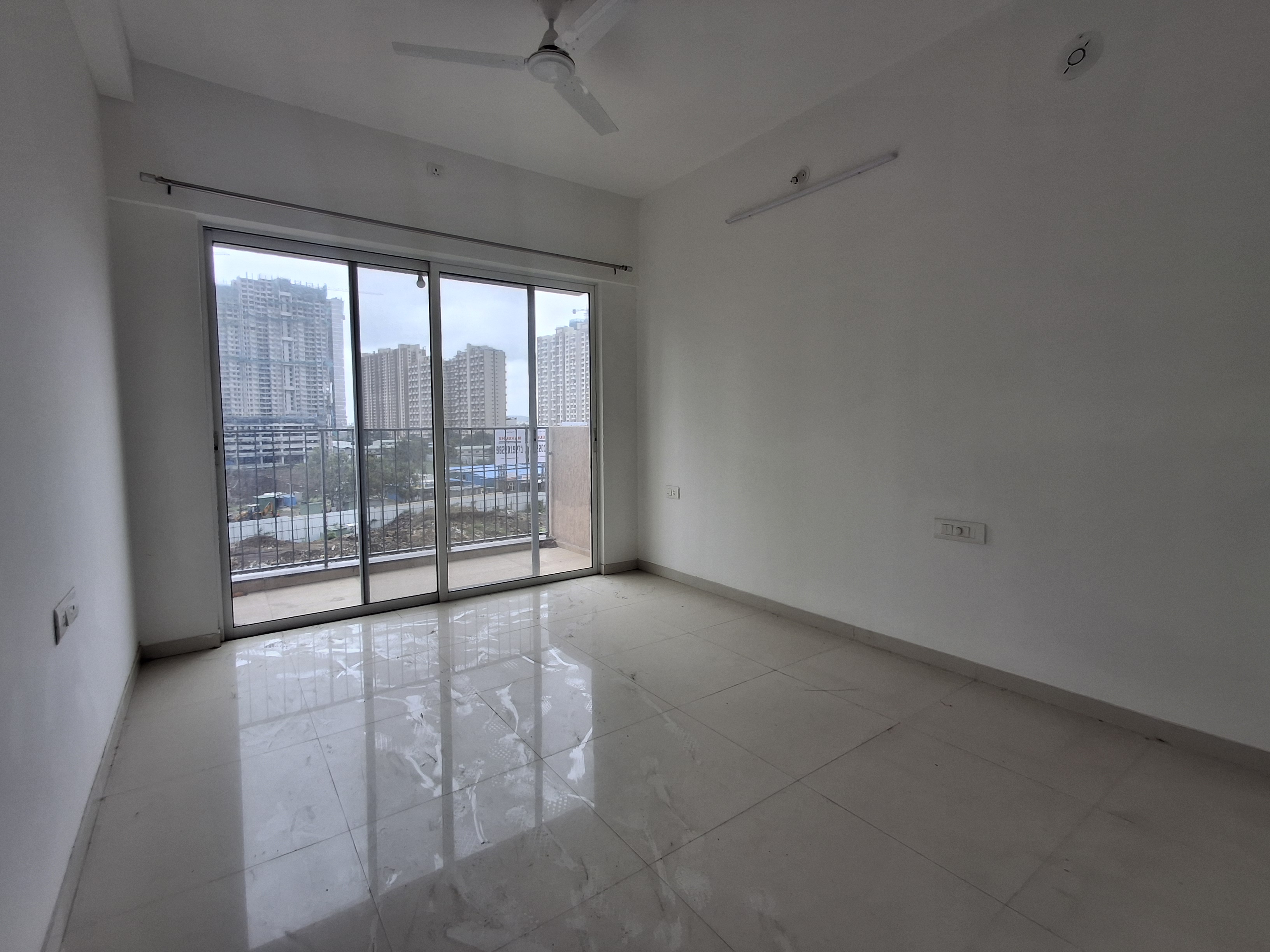 3 BHK Apartment For Rent in Godrej Boulevard