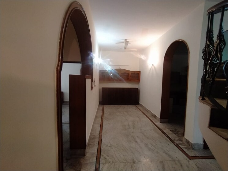 undefined, sector 6 5 Bedroom 4600 Sq.Ft. Independent House In Sector 6 Panchkula 8997145