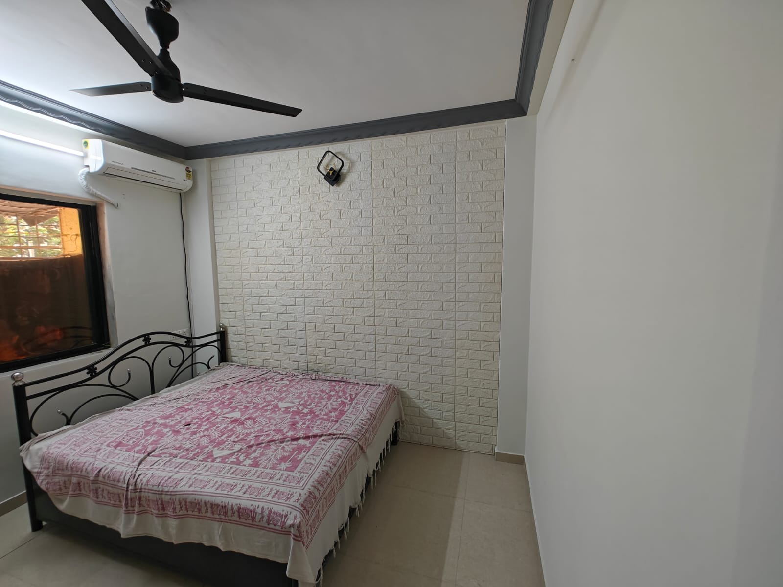 2 BHK + Extra Room Apartment For Rent in KN Siddhi