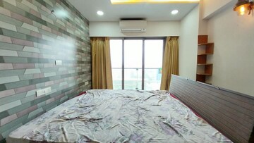 Bedroom in 3 BHK Apartment at Four Bunglows – for Rent
