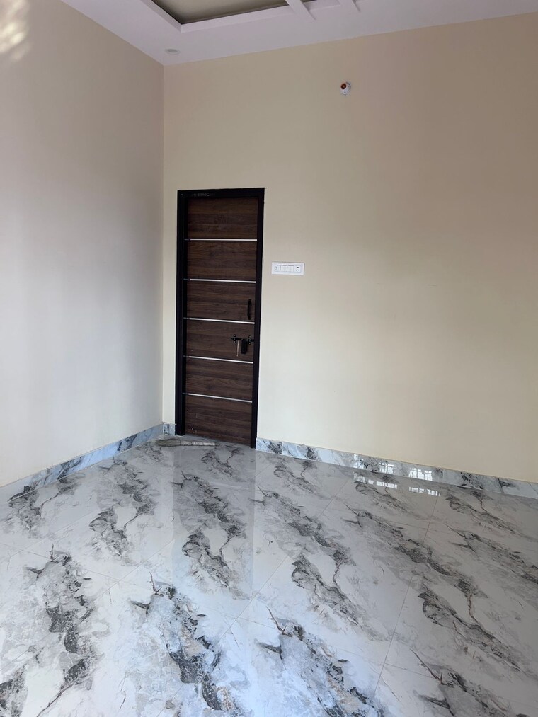 Room, jankipuram 2 Bedroom 1200 Sq.Ft. Independent House In Jankipuram Lucknow 8997215
