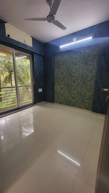 Room in 1 BHK Apartment at JVM Pearl, Kavesar – for Rent