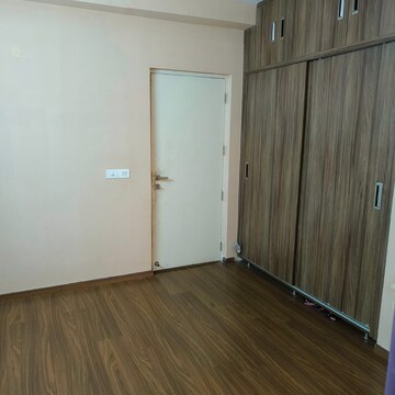 Room in 2 BHK Apartment at M3M Marina, Sector 68 – for Rent
