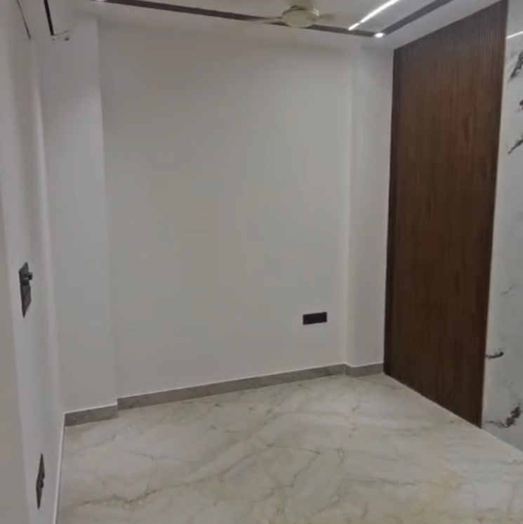 Room, lajpat nagar 4 3 Bedroom 1800 Sq.Ft. Builder Floor In Lajpat Nagar 4 Delhi 8997261