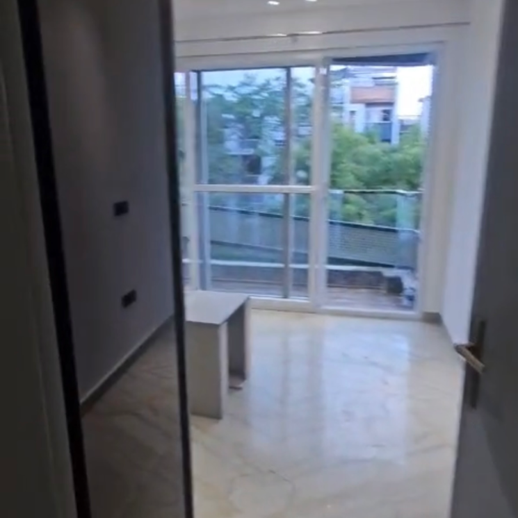 Bathroom, lajpat nagar 4 3 Bedroom 1800 Sq.Ft. Builder Floor In Lajpat Nagar 4 Delhi 8997261