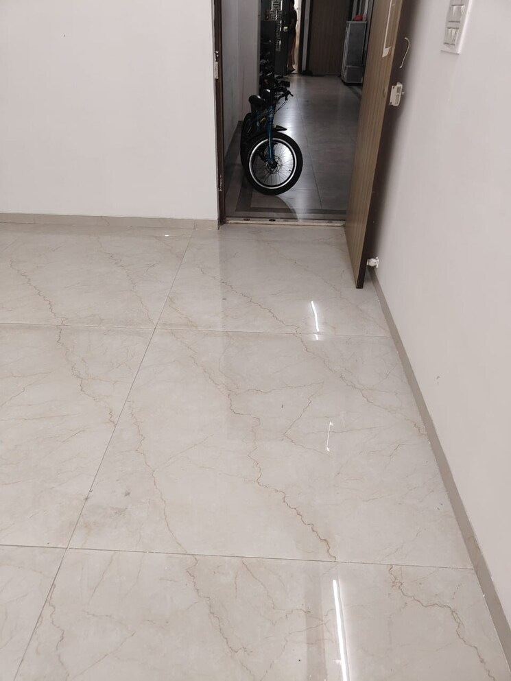 Room, vihang-vermont 2 Bedroom 650 Sq.Ft. Apartment In Ghodbunder Road Thane 8997278