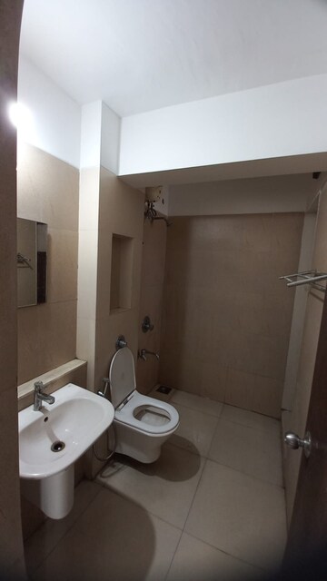 2 BHK Apartment For Rent in Lodha Splendora, Ghodbunder Road