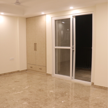 Room in 3 BHK Builder Floor at Lajpat Nagar Iii – for Sale