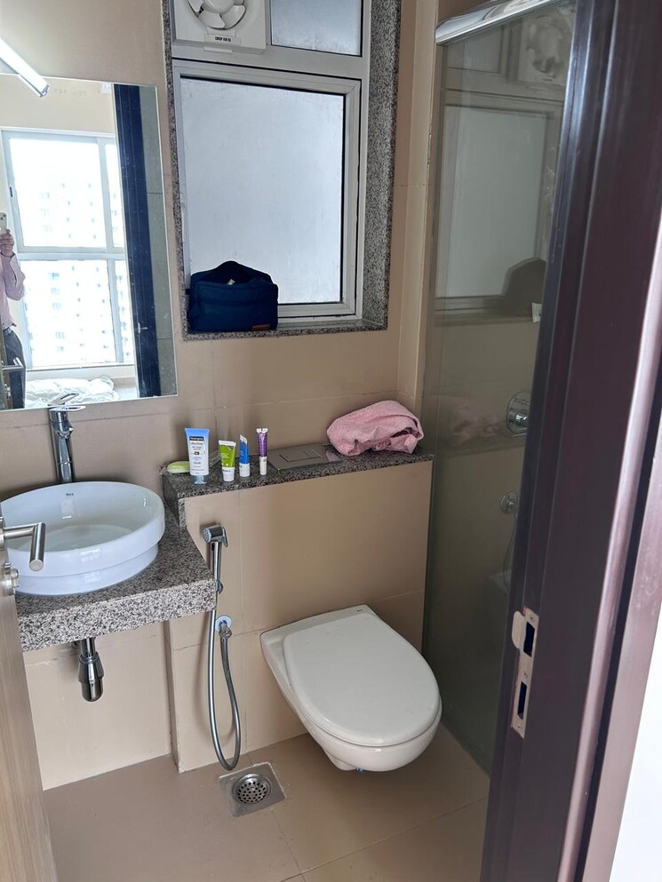 Bathroom, lnt-veridian 1 Bedroom 382 Sq.Ft. Apartment In Powai Mumbai 8997340