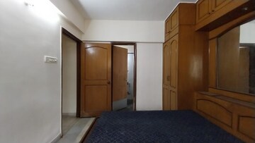 Room in 2 BHK Apartment at Je and Vee Madhuban, Malad East – for Rent