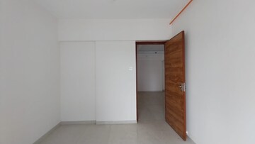 Room in 2 BHK Apartment at Je and Vee Madhuban, Malad East – for Rent