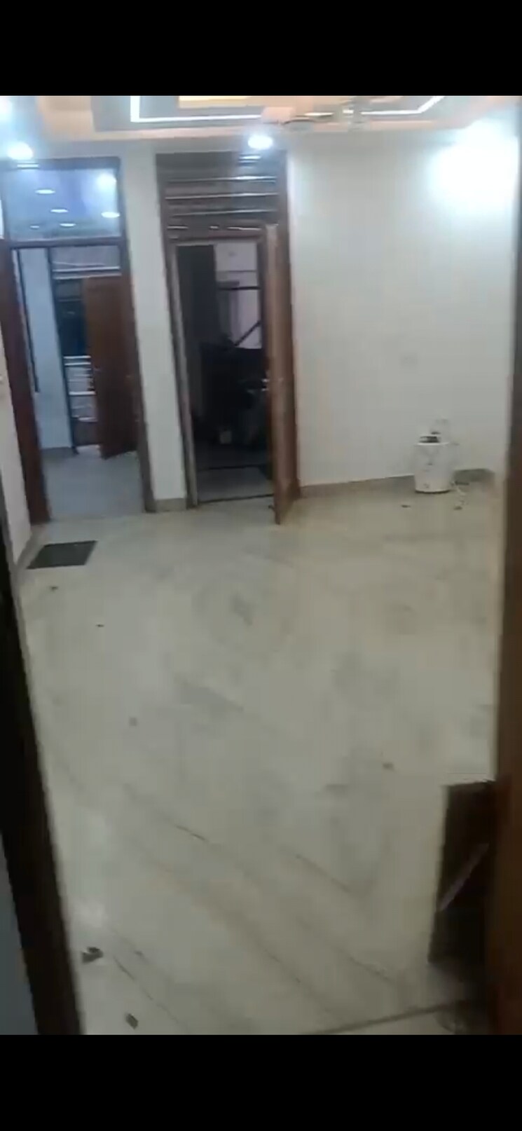 Room, puri-pp-city-centre 2.5 Bedroom 100 Sq.Yd. Builder Floor In Pitampura Delhi 8997378