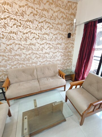 Furnished Amenities in 2 BHK Apartment at Raheja Heights Phase 2, Goregaon East – for Rent