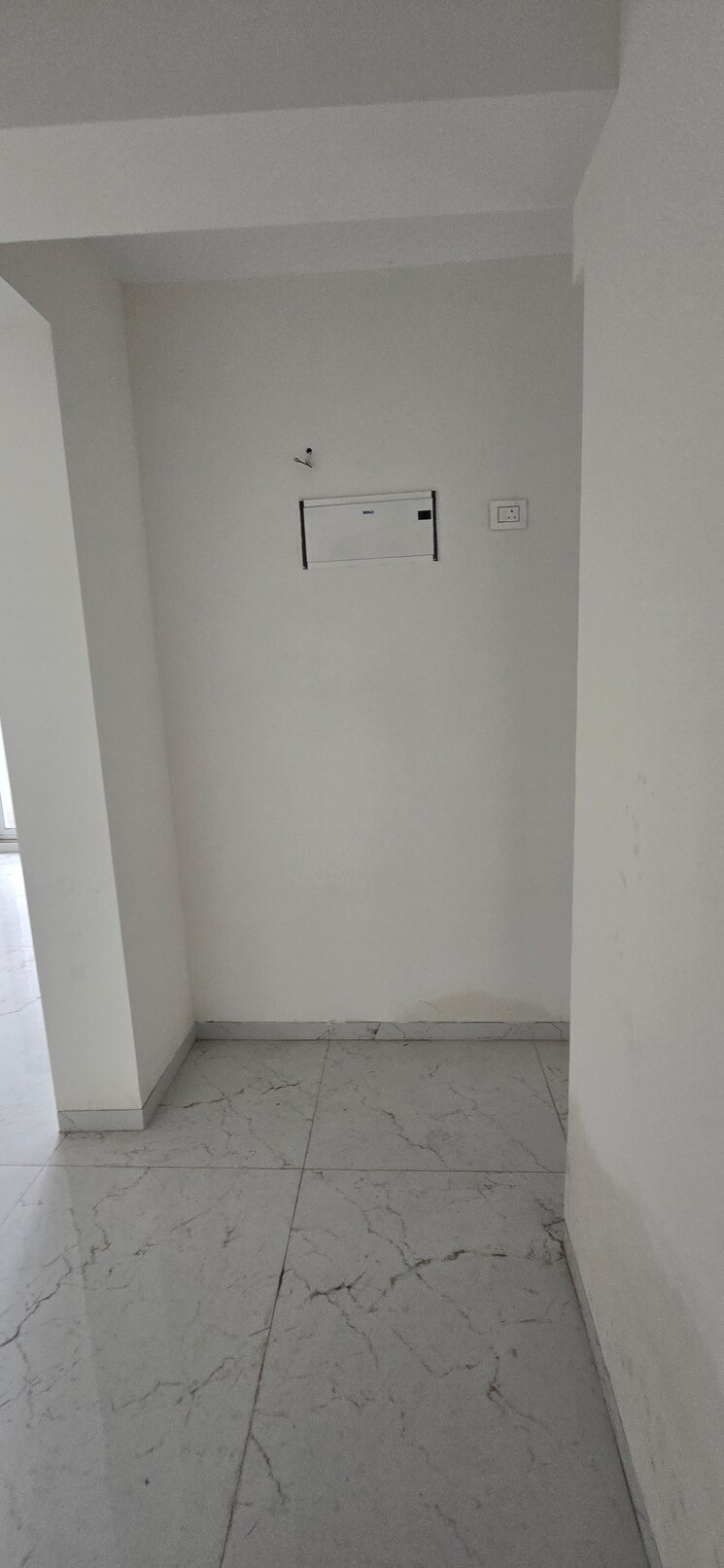 Room, ekatva-coral 1.5 Bedroom 553 Sq.Ft. Apartment In Panch Pakhadi Thane 8997402