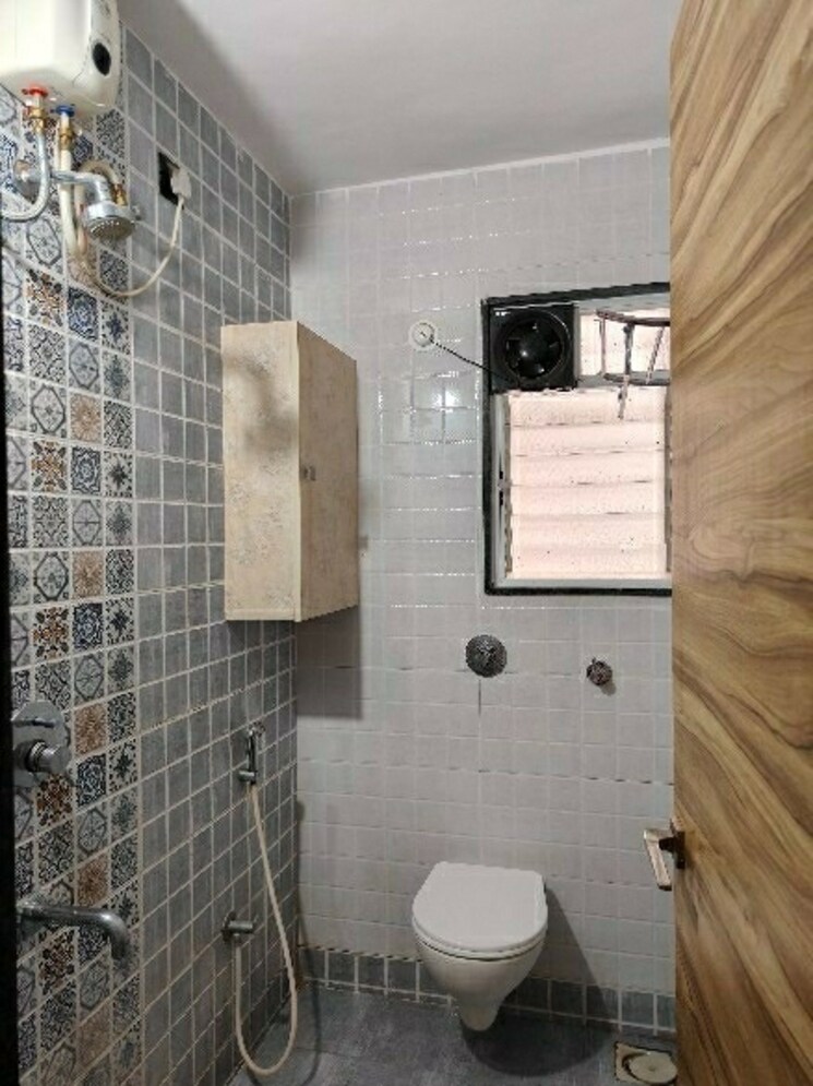 Bathroom, malkani-buena-vista 2 Bedroom 1060 Sq.Ft. Apartment In Viman Nagar Pune 8997396