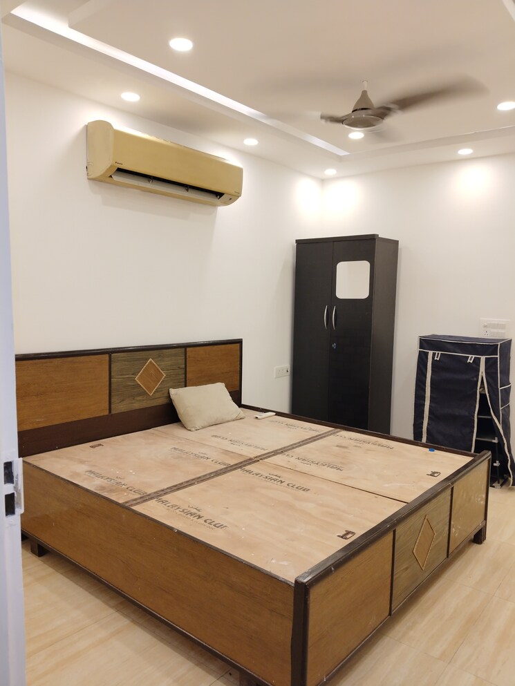 Bedroom, panchsheel vihar 3 Bedroom 1150 Sq.Ft. Apartment In Panchsheel Vihar Delhi 8997391