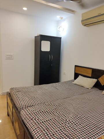 Bedroom in 3 BHK Apartment at Panchsheel Vihar – for Rent