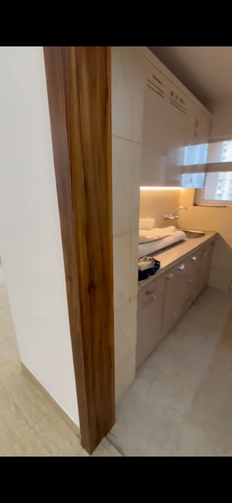 Kitchen, 3c-lotus-boulevard 3 Bedroom 1691 Sq.Ft. Apartment In Sector 100 Noida 8997419