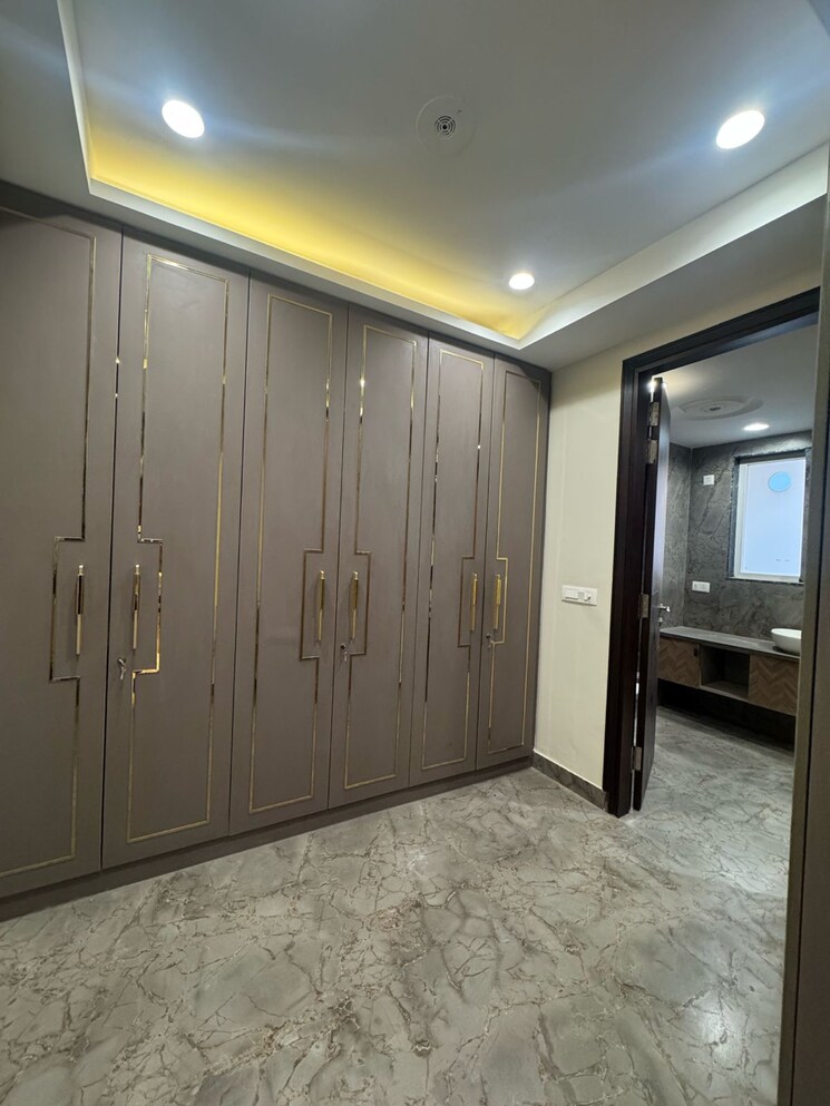 Room, south city 2 4 Bedroom 501 Sq.Yd. Builder Floor In South City 2 Gurgaon 8997416