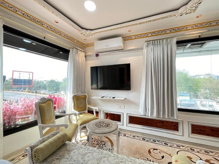 Living Room, conscient-heritage-one 4 Bedroom 2390 Sq.Ft. Apartment In Sector 62 Gurgaon 8997462