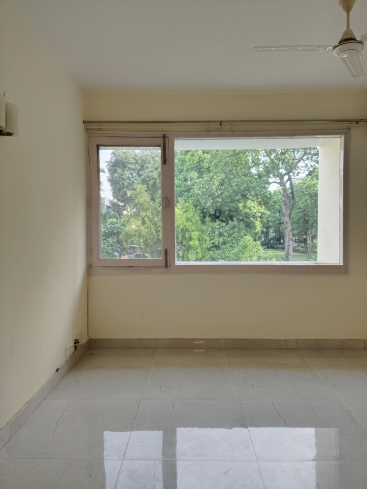 Room, boutique-residential-apartments-35 2 Bedroom 2000 Sq.Ft. Apartment In Golf Links Delhi 8997455