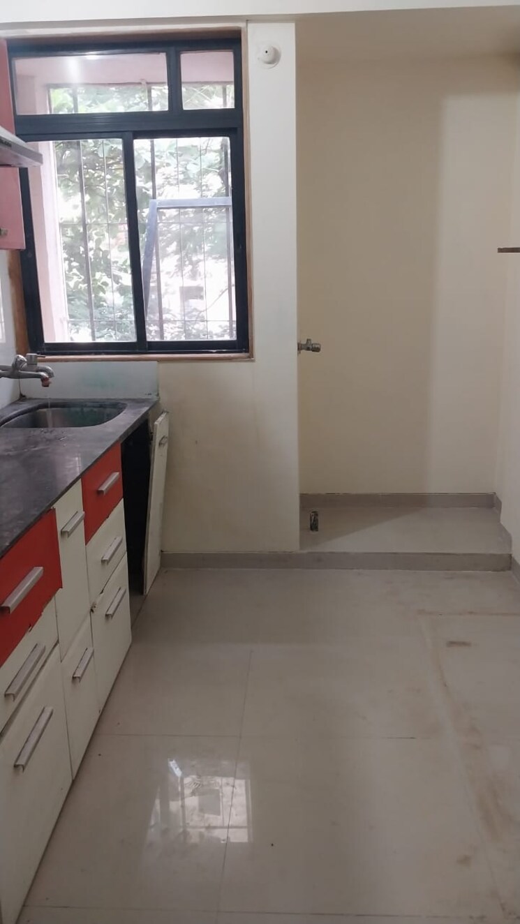 Balcony, raunak-heights 1 RK 450 Sq.Ft. Apartment In Ghodbunder Road Thane 8997489