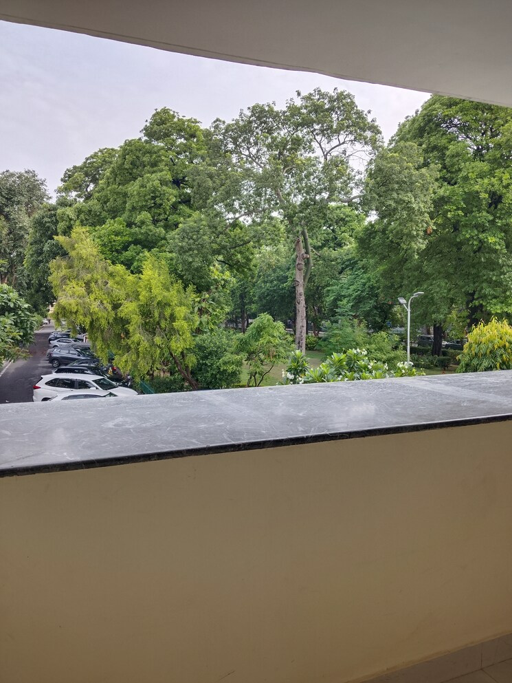 Swimming Pool, boutique-residential-apartments-35 2 Bedroom 2000 Sq.Ft. Apartment In Golf Links Delhi 8997508