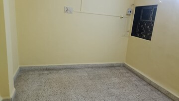 Room in 1 BHK Apartment at Sunshine Tower Koper khairane, Kopar Khairane – for Rent