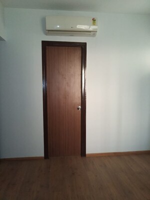 Room in 2 BHK Apartment at Lodha Lakeshore Greens, Dombivli East – for Sale