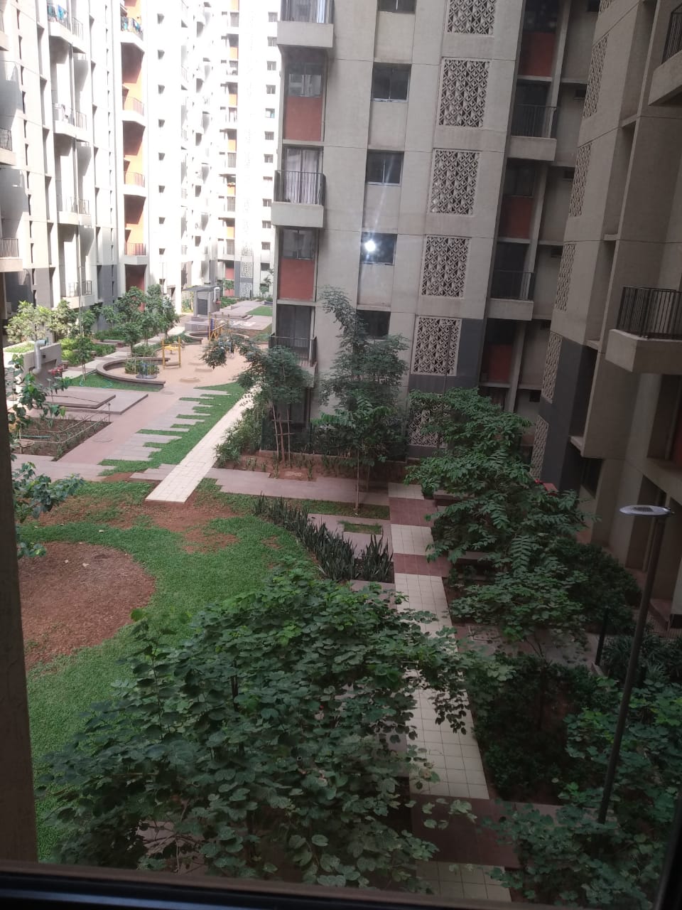 2 BHK + Pooja Room 870 Sq.Ft. Apartment in Lodha Lakeshore Greens