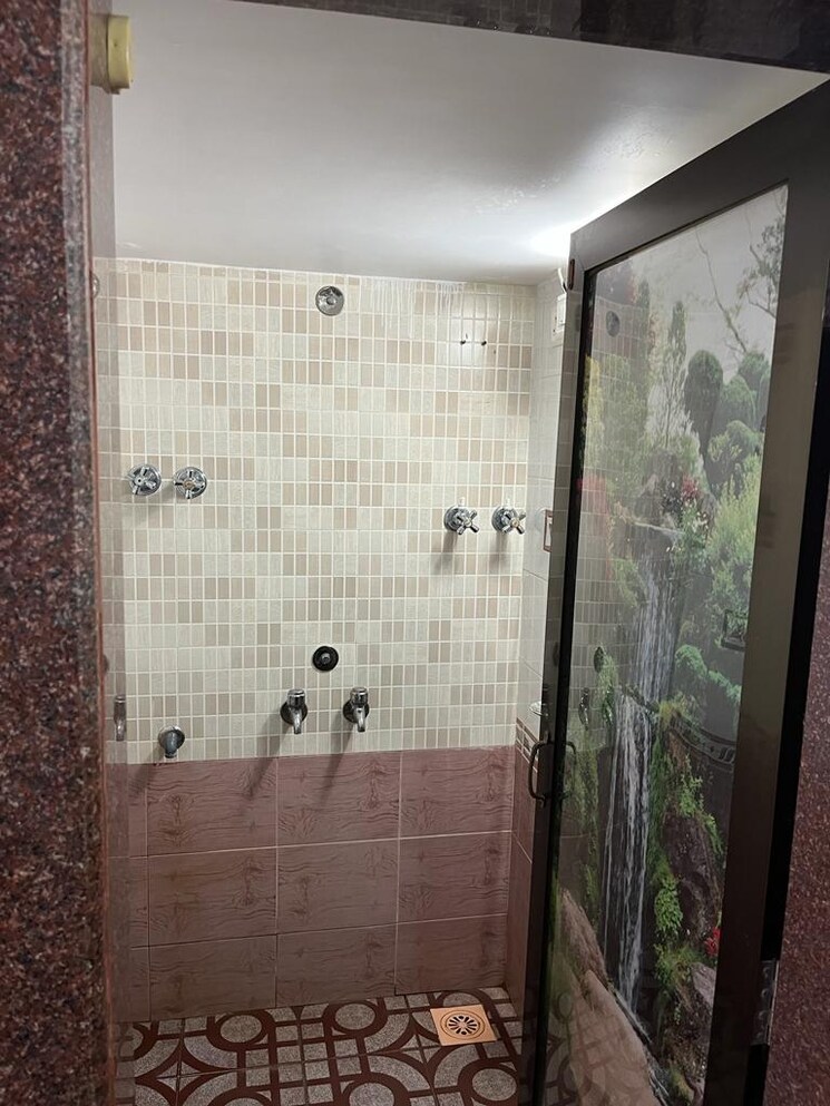 Bathroom, yash-apartment-koparkhairane 2 Bedroom 1000 Sq.Ft. Apartment In Kopar Khairane Navi Mumbai 8997550
