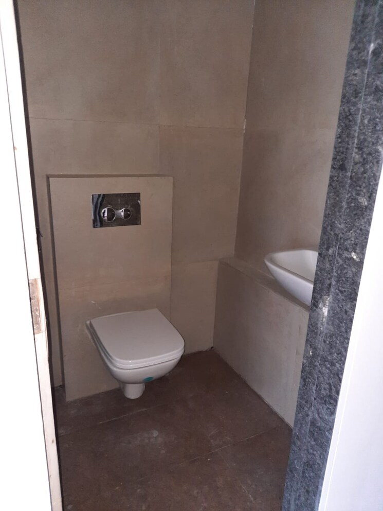 Bathroom, ghansoli 3 Bedroom 1850 Sq.Ft. Apartment In Ghansoli Navi Mumbai 8997580