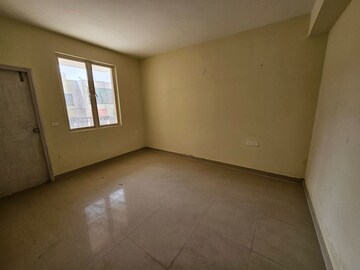 Room in 3 BHK Apartment at Sector 92 – for Sale