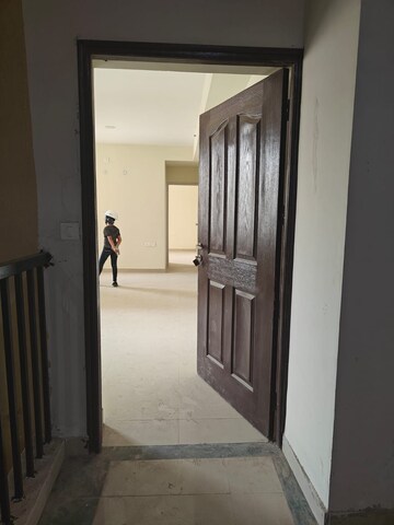 Room in 3 BHK Apartment at Sector 92 – for Sale