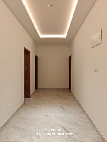 Room in 3 BHK Builder Floor at Hsr Layout – for Rent