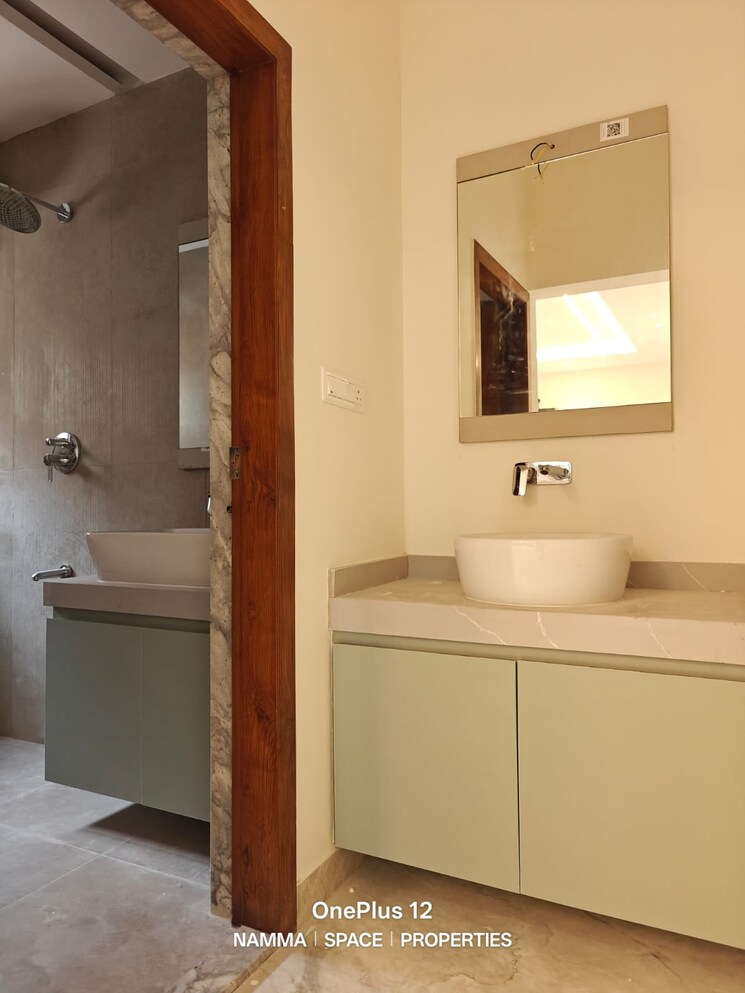 Bathroom, hsr layout 3 Bedroom 2400 Sq.Ft. Builder Floor In Hsr Layout Bangalore 8997630