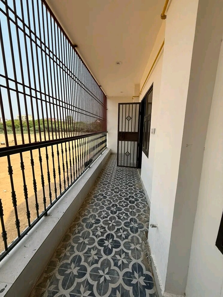 Balcony, chattarpur 3 Bedroom 1200 Sq.Ft. Builder Floor In Chattarpur Delhi 8997670