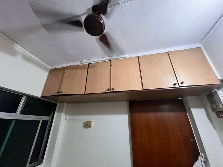 undefined, goregaon east 1 Bedroom 350 Sq.Ft. Apartment In Goregaon East Mumbai 8997684