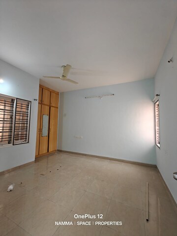 Room in 3 BHK Builder Floor at Hsr Layout – for Rent