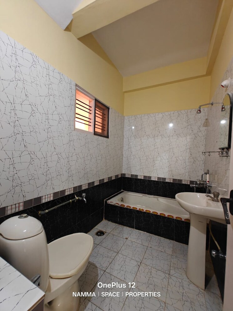 Kitchen, hsr layout 3 Bedroom 2400 Sq.Ft. Builder Floor In Hsr Layout Bangalore 8997708