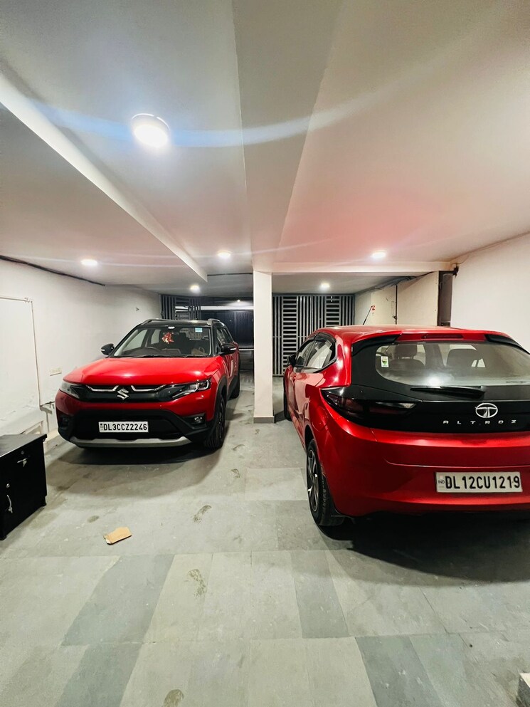  Parking, rajpur khurd extension 2 Bedroom 700 Sq.Ft. Apartment In Rajpur Khurd Extension Delhi 8997746