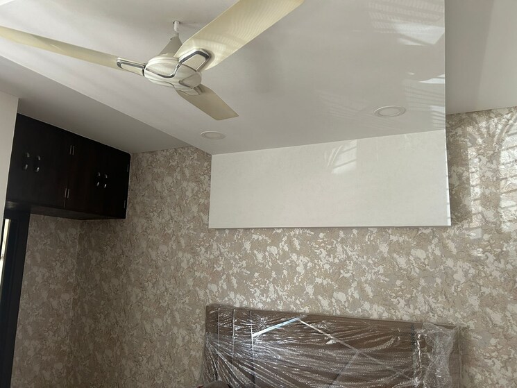 Bathroom, bptp-district-phase-2 3 Bedroom 250 Sq.Yd. Apartment In Sector 84 Faridabad 8997751