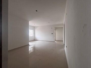Room in 2 BHK Apartment at Yadavanahalli – for Sale