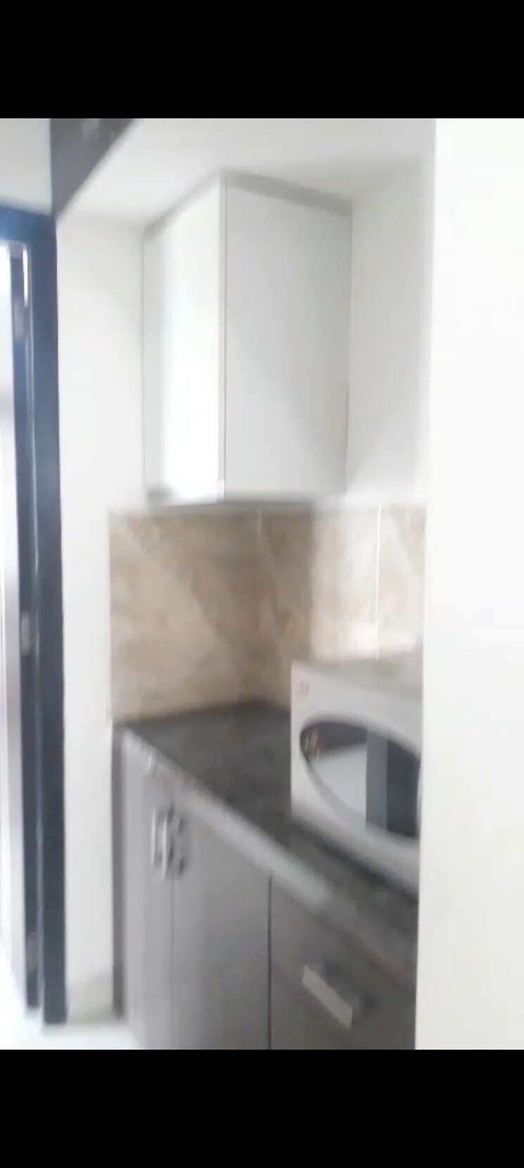 Bathroom, regency-heights 2 Bedroom 816 Sq.Ft. Apartment In Ghodbunder Road Thane 8997789